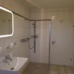 Ferienhaus Am Dorfteich Gahlkow #110956 펜션 *