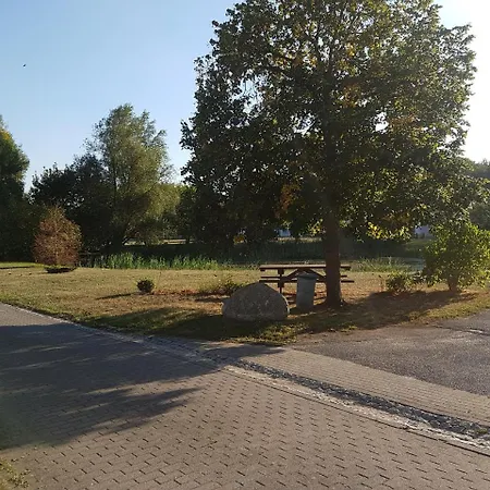 Ferienhaus Am Dorfteich Gahlkow #110956 * Loissin